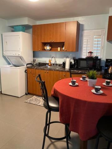 Modern 2/1 Apt Near Midtown And Beaches Miami Bagian luar foto